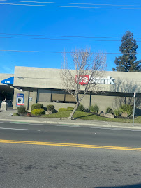 U.S. Bank Branch 01