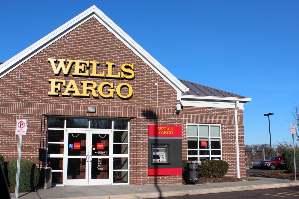 Wells Fargo Bank 01