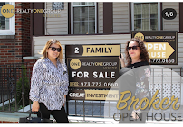 Maria Medina-Realty One Group Legend 03