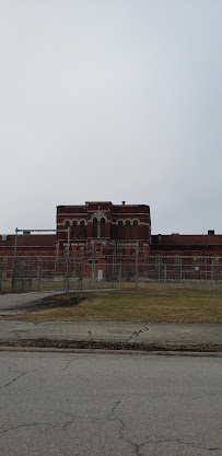 Pontiac Dwight Prison CU 02