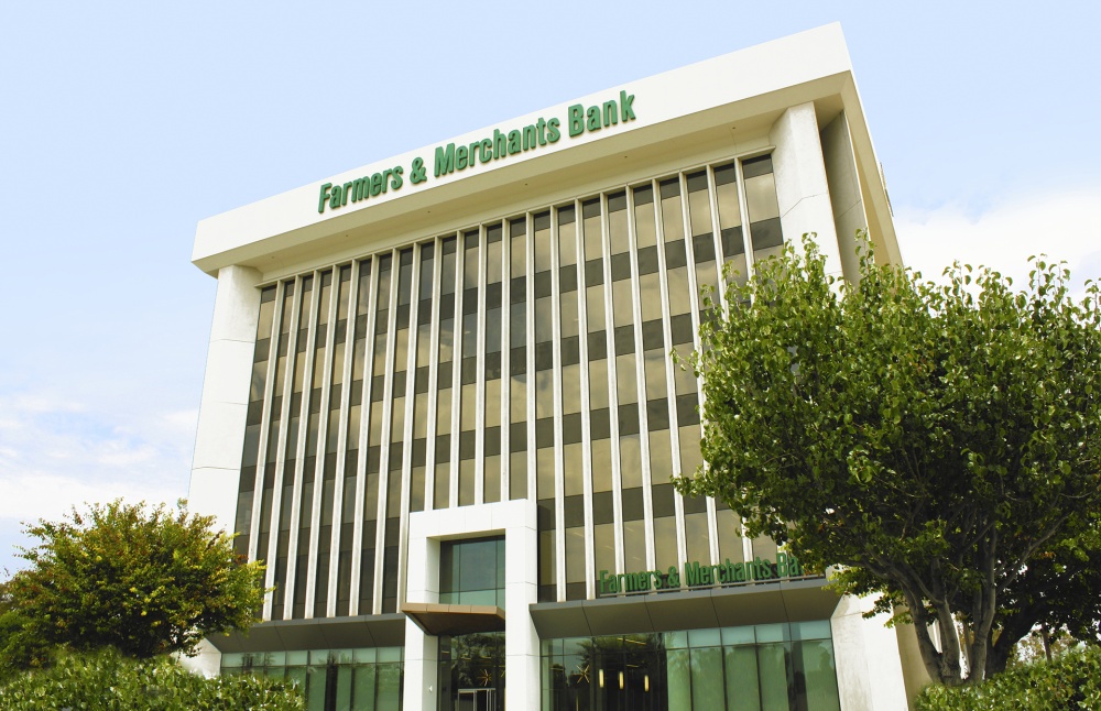 Farmers & Merchants Bank 01