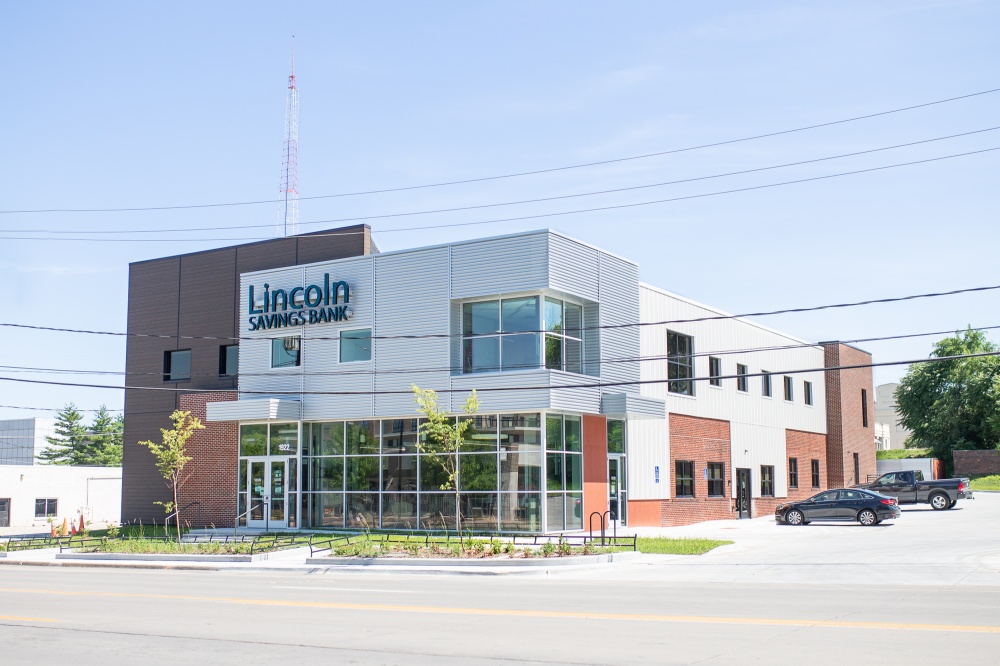 Lincoln Savings Bank 01