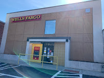 Wells Fargo Bank 04