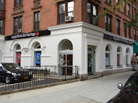 Apple Bank 02