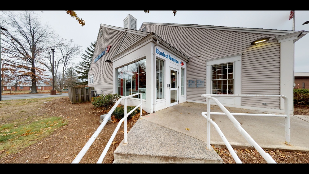 Bank of America (with Drive-thru ATM) 01