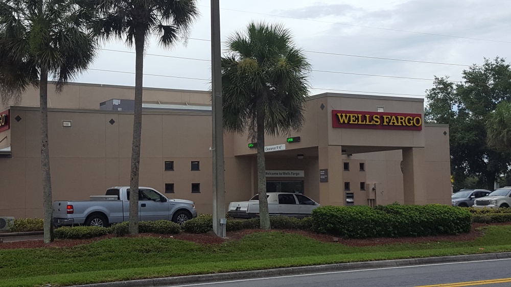 Wells Fargo Bank 01
