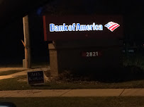Bank of America (with Drive-thru ATM) 04