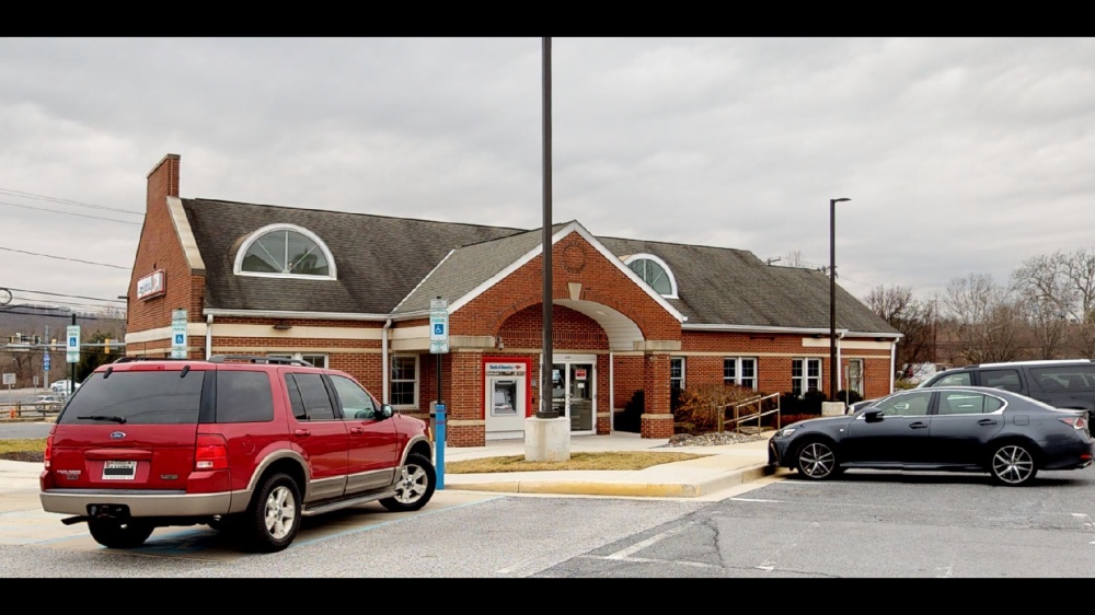 Bank of America (with Drive-thru ATM) 01