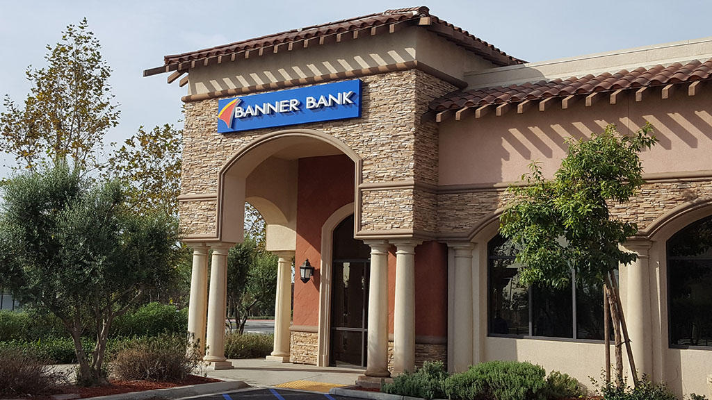 Banner Bank 01