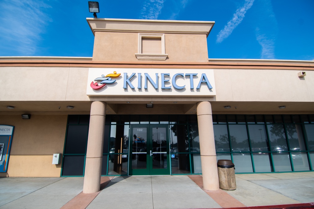 Kinecta Federal Credit Union - Fountain Valley 01