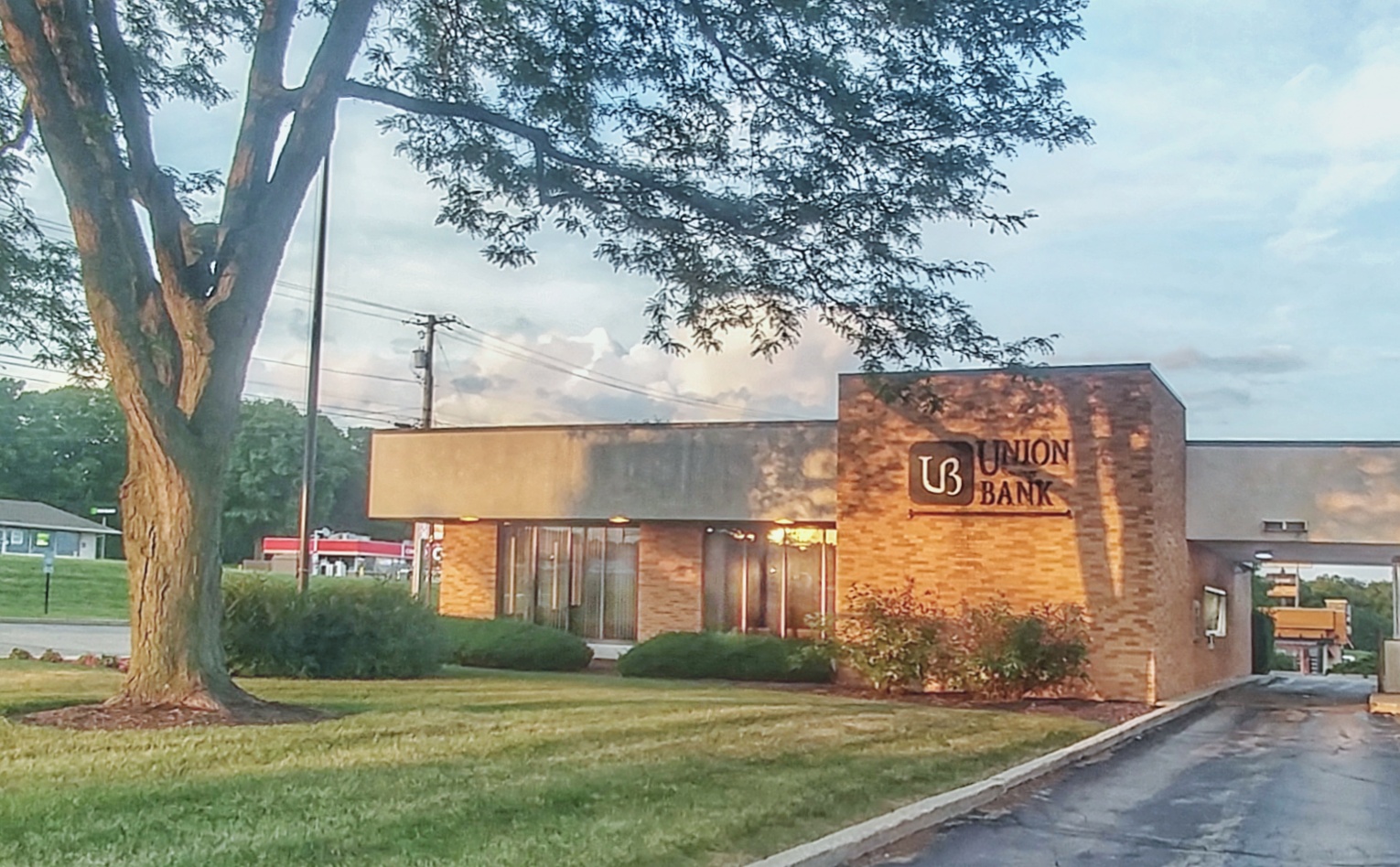Union Savings Bank 01