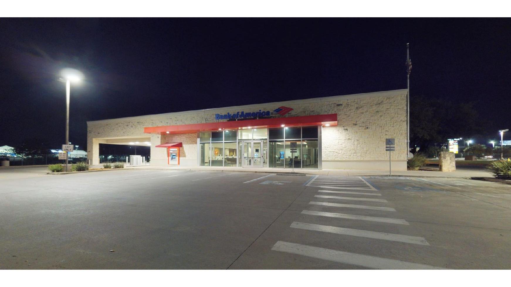 Bank of America (with Drive-thru services) 01