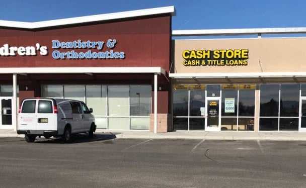 Cash Store 01