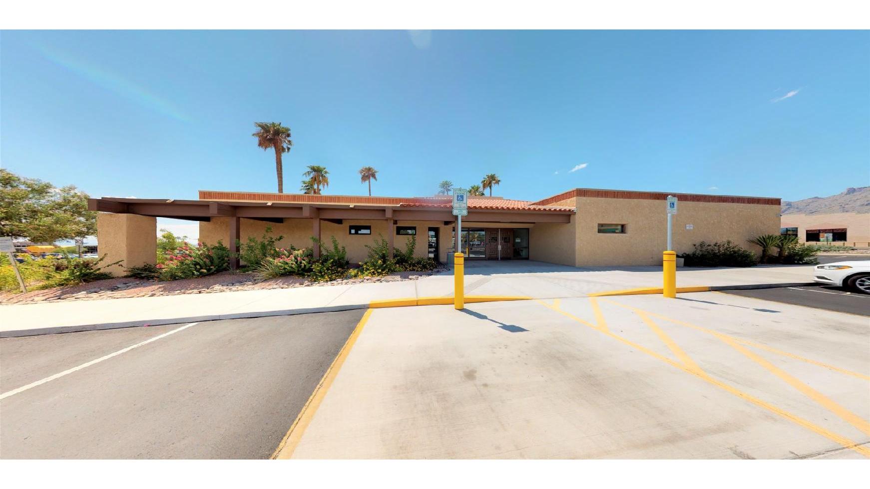 Bank of America (with Drive-thru ATM) 01
