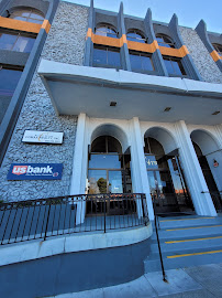 U.S. Bank Branch 02