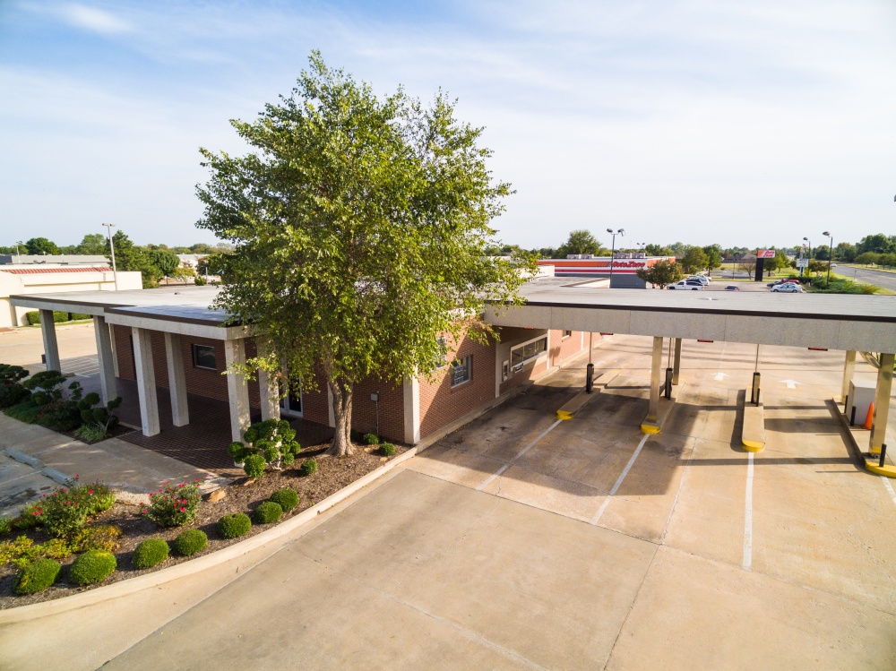 Armstrong Bank 01