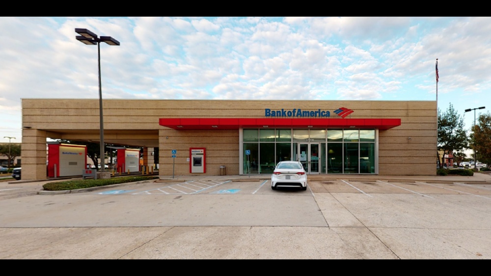 Bank of America (with Drive-thru services) 01