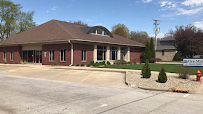 First Mid Bank & Trust Tuscola 01