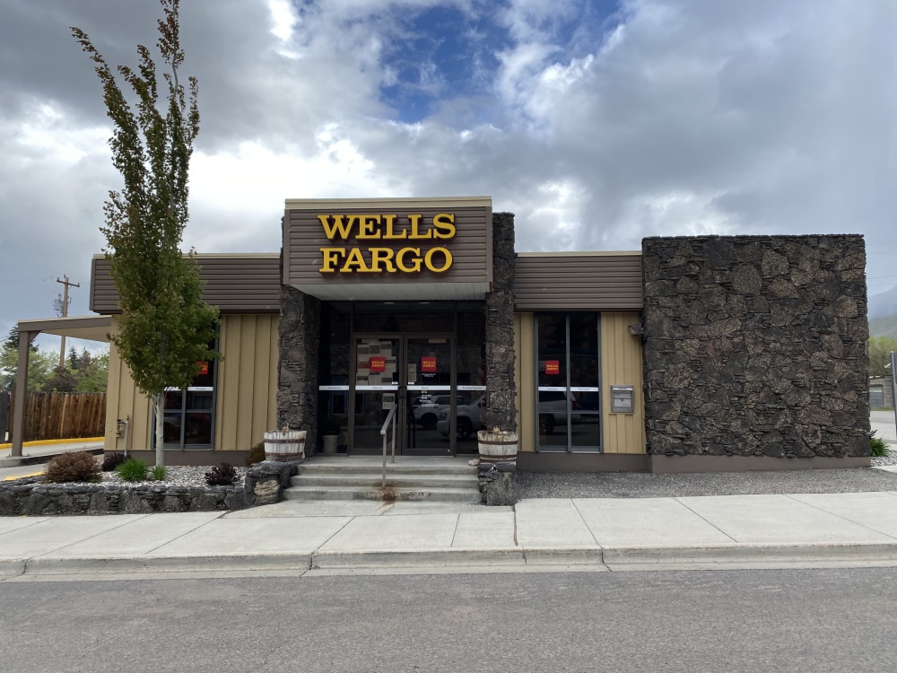 Wells Fargo Bank 01