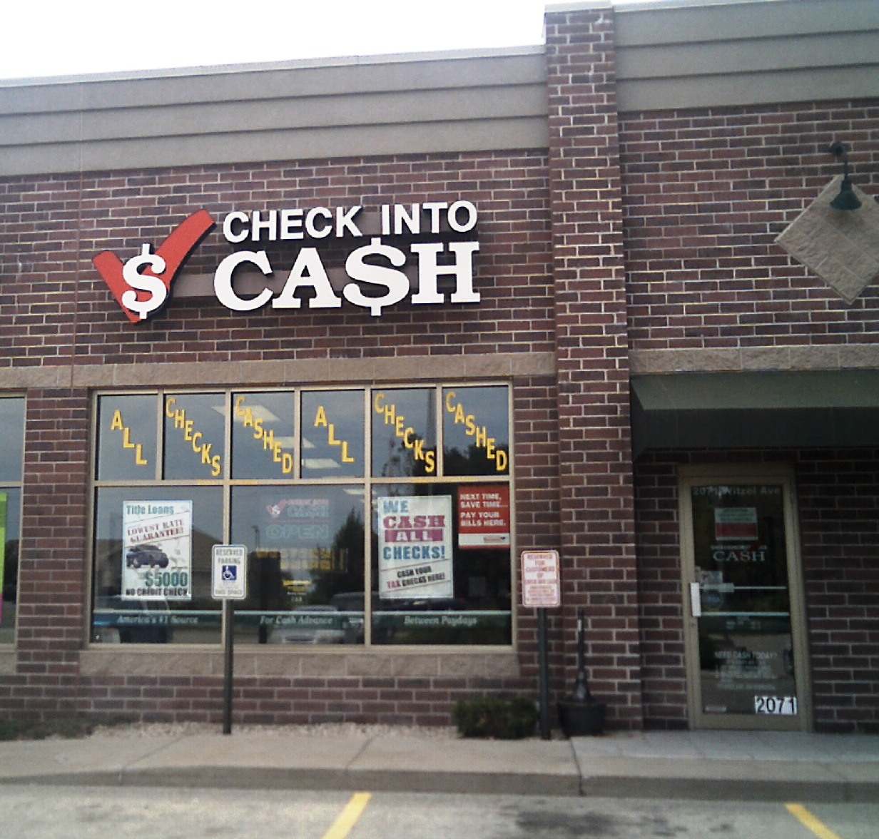 Check Into Cash 01