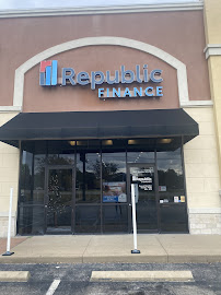 Republic Finance 04