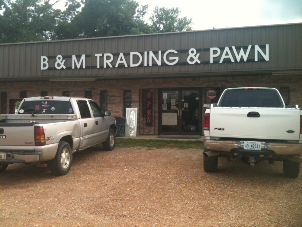 B & M Pawn 01
