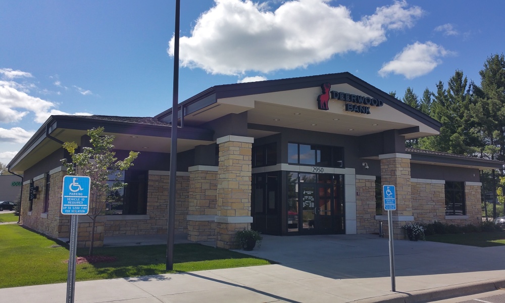 Deerwood Bank 01
