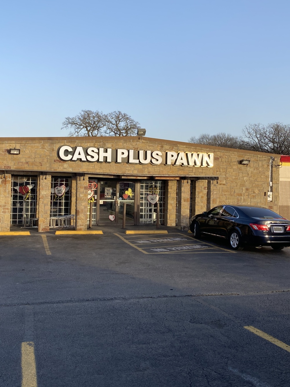 Cash Plus Pawn 01