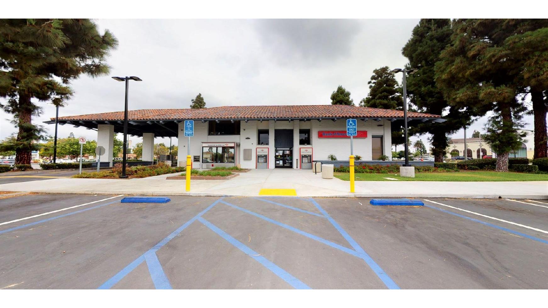 Bank of America (with Drive-thru ATM) 01