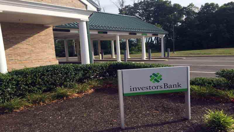 Investors Bank 01