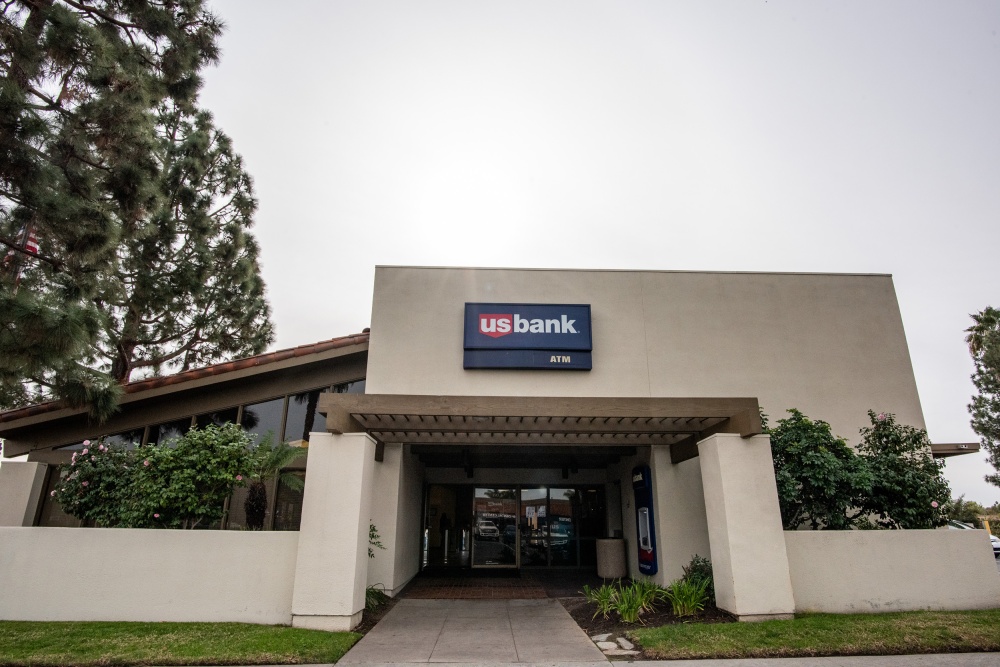 U.S. Bank Branch 01