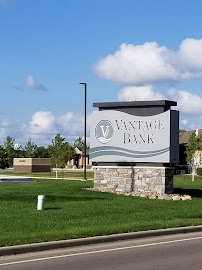 Vantage Bank 03