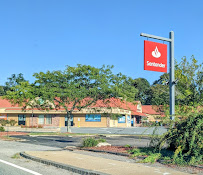 Santander Bank Branch 02