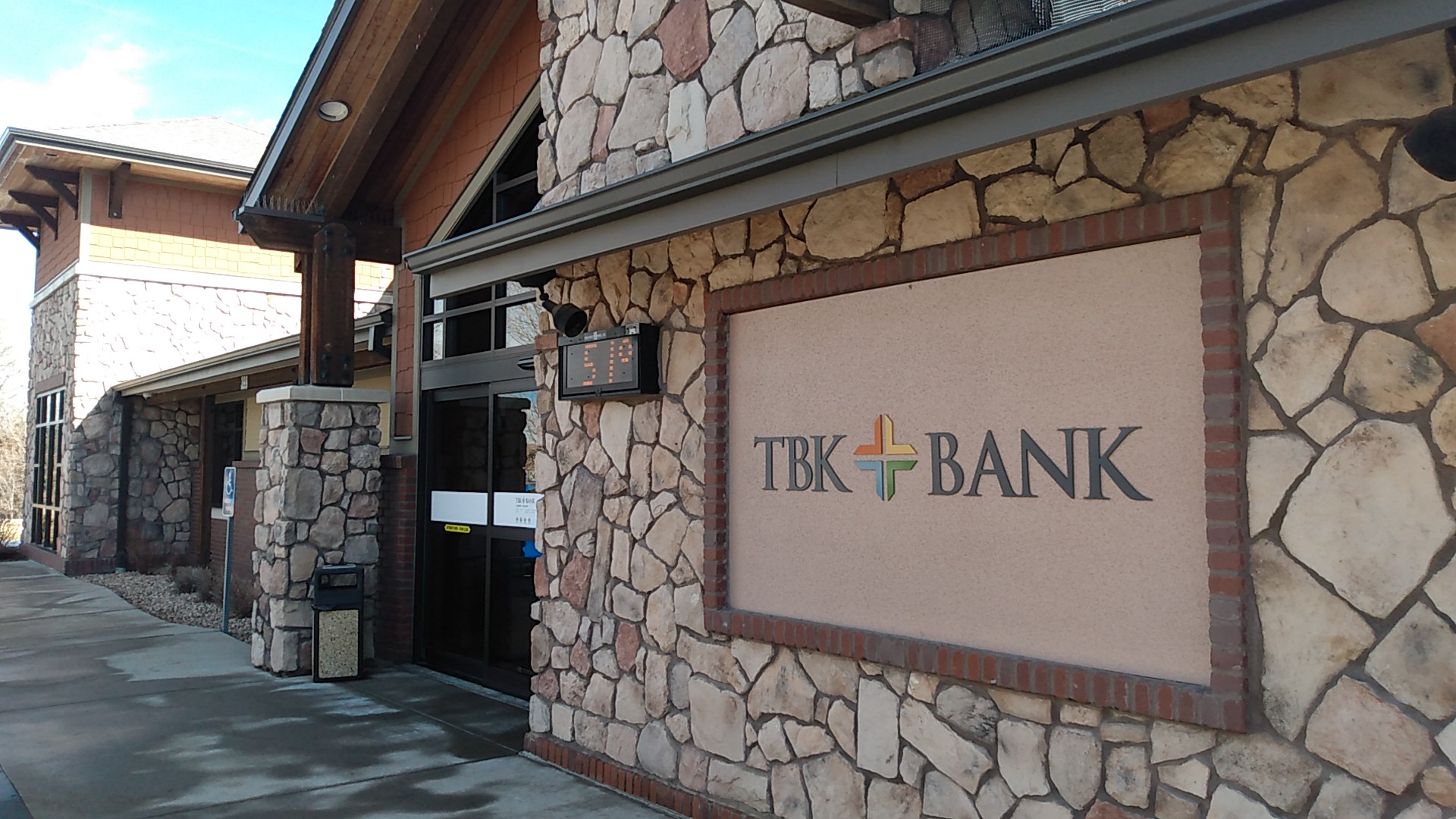 TBK Bank 01