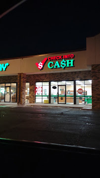 Check Into Cash 03