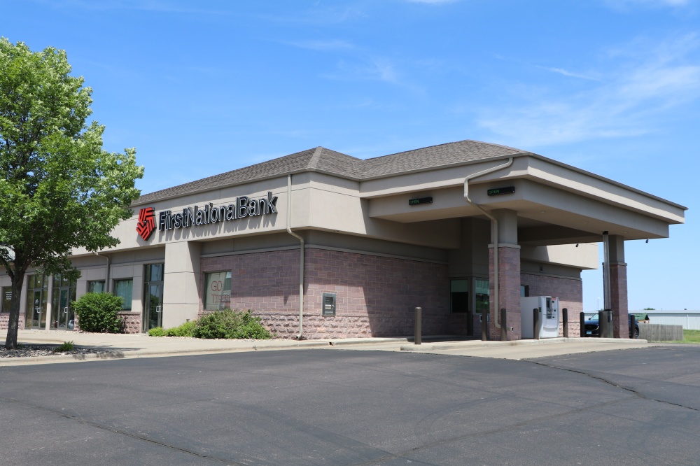 The First National Bank in Sioux Falls 01