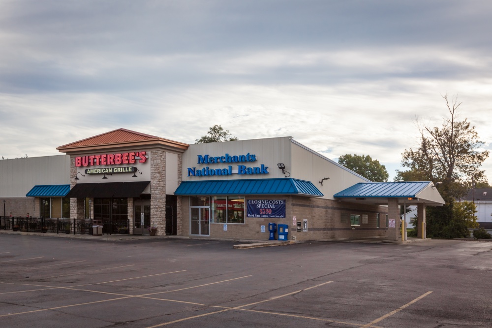 MERCHANTS NATIONAL BANK 01