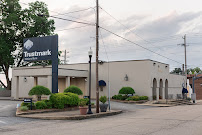 Trustmark 01