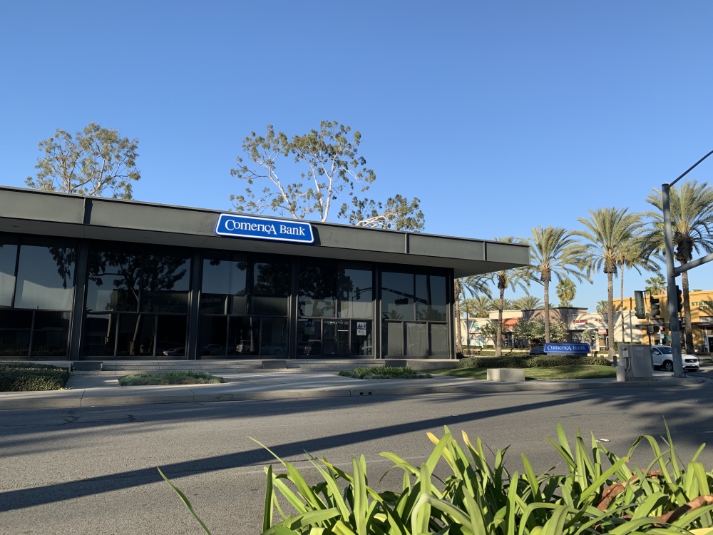 Comerica Bank 01