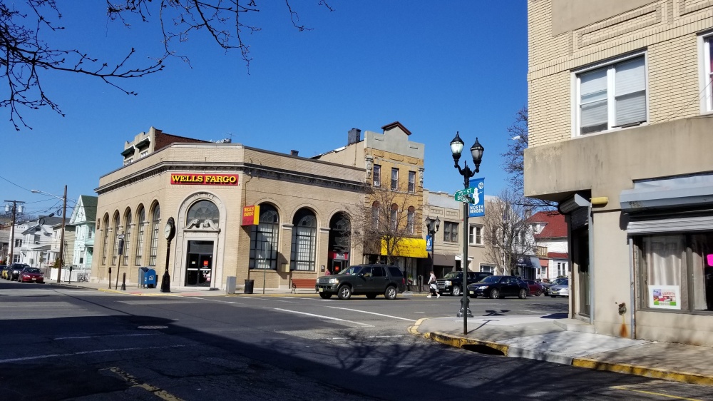 Wells Fargo Bank 01