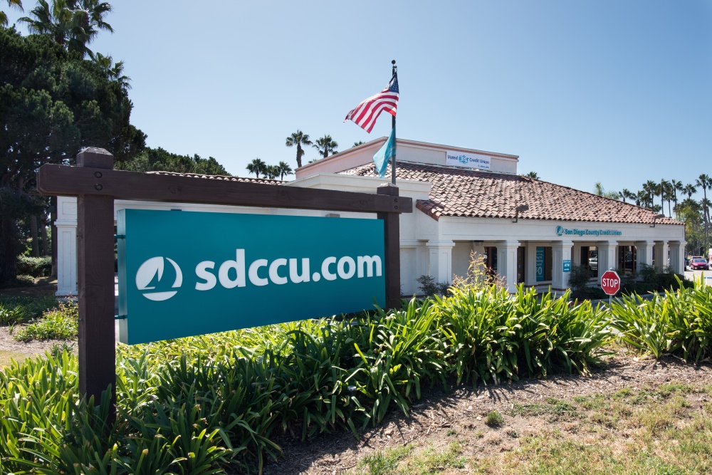 SDCCU UTC Regents Branch 01