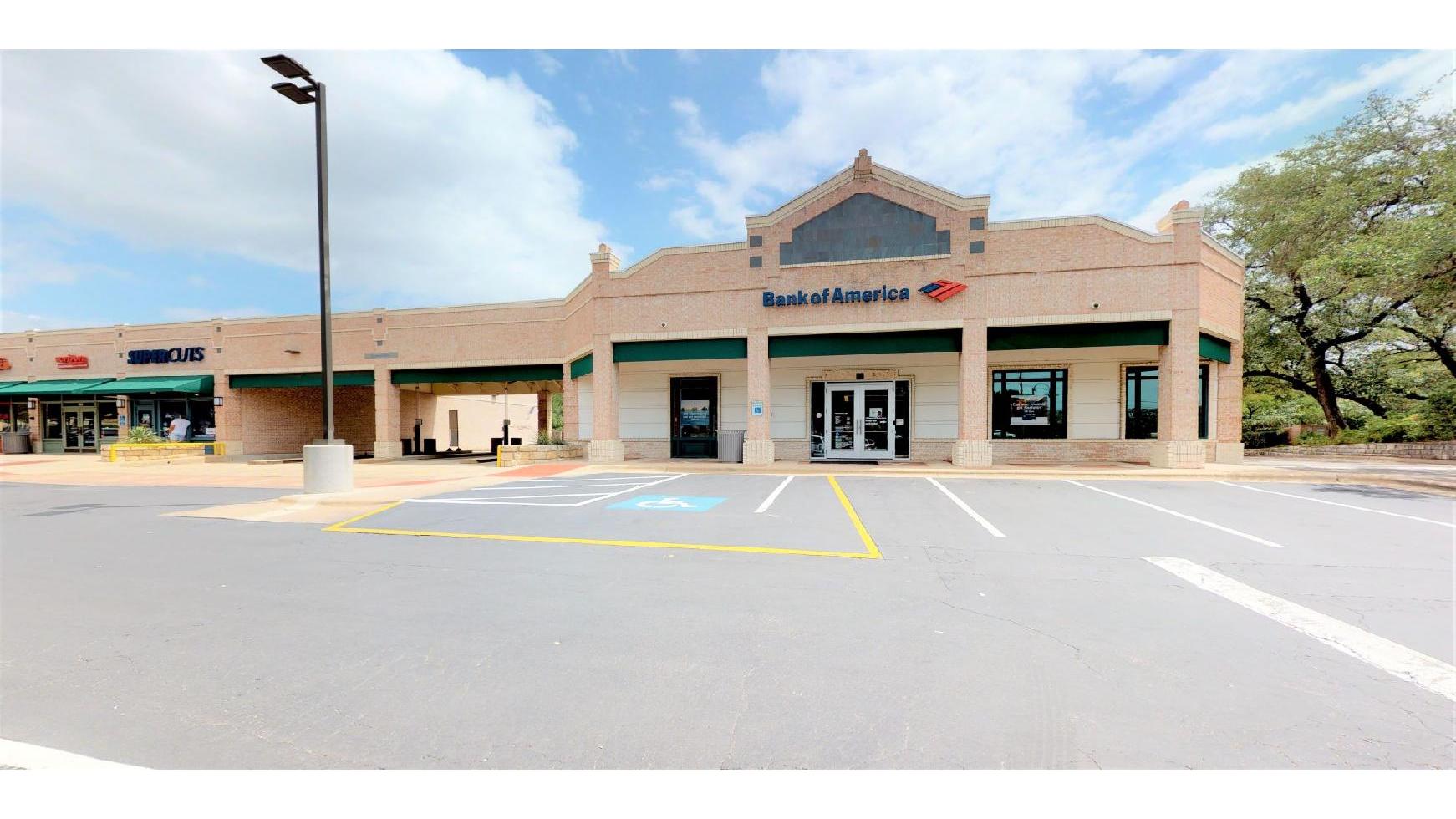 Bank of America (with Drive-thru services) 01