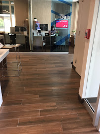 Bank of America (with Drive-thru services) 04