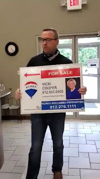 RE/MAX Acclaimed Properties 04