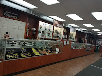 Gem Pawnbrokers 04