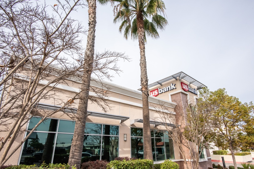 U.S. Bank Branch 01