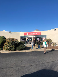 Santander Bank Branch 02