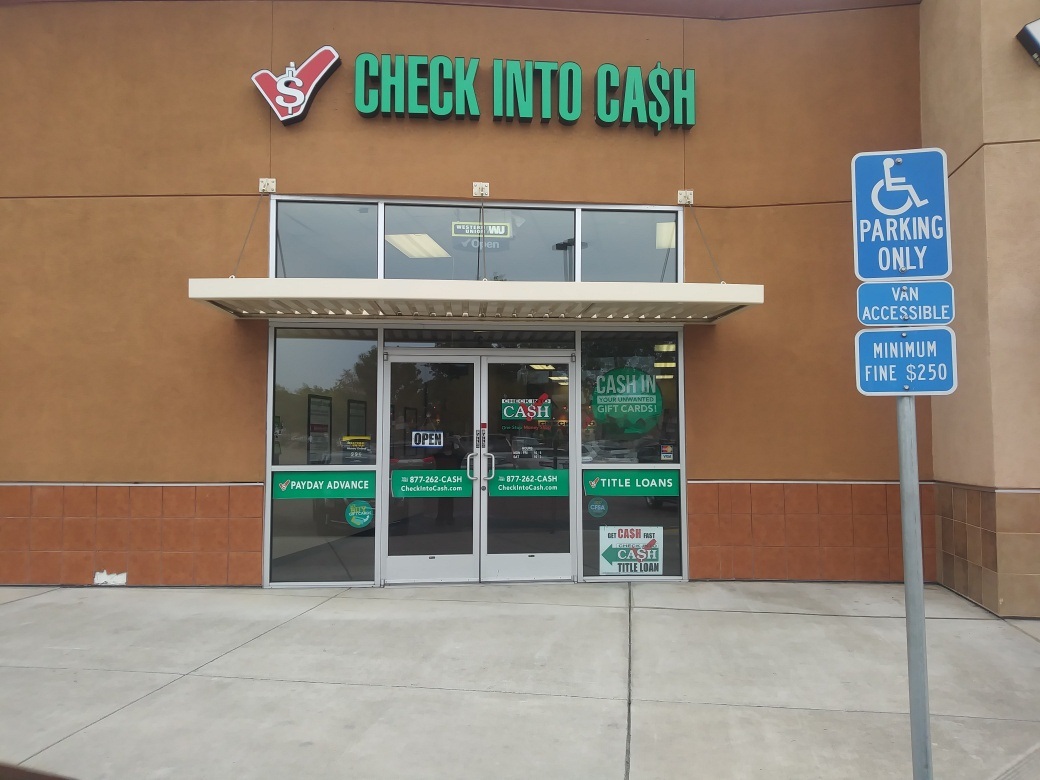 Check Into Cash 01