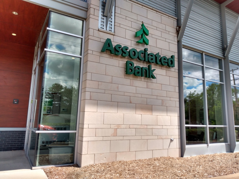 Associated Bank 01