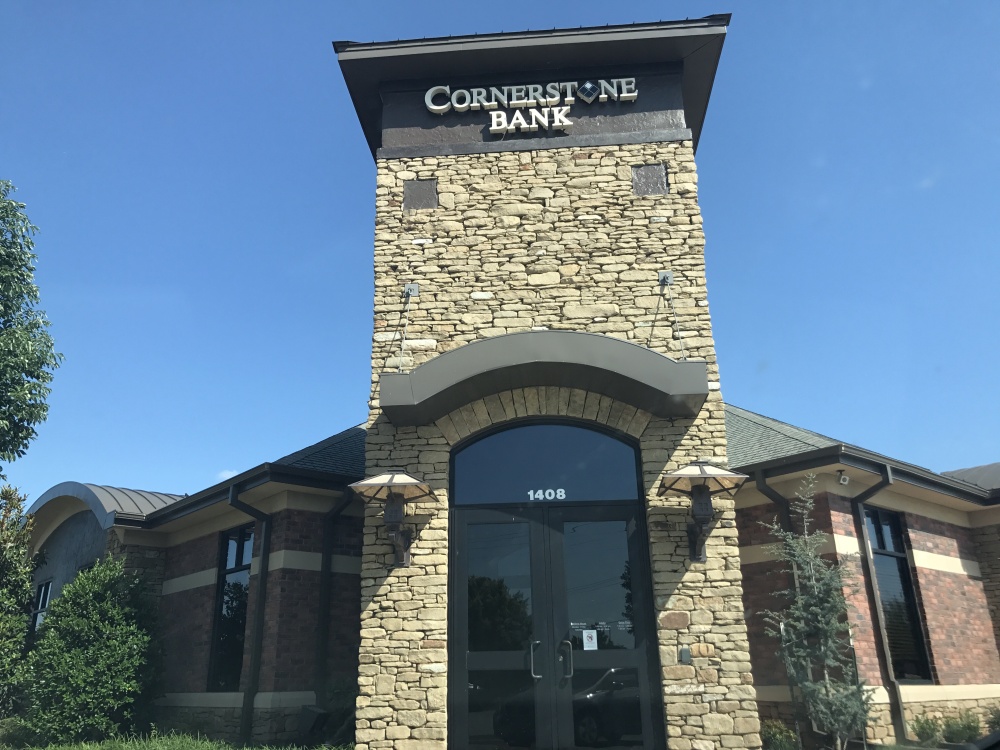 Bank7 01